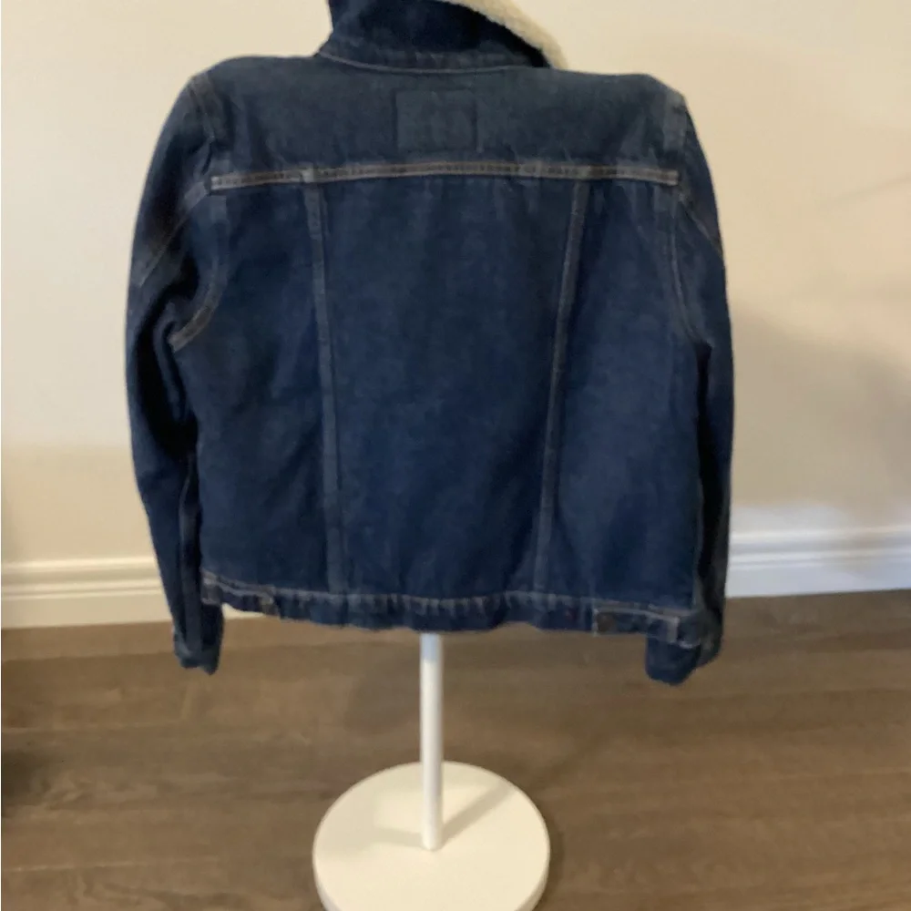 Levi’s jacket with Sherpa Lining - Picture 2 of 10